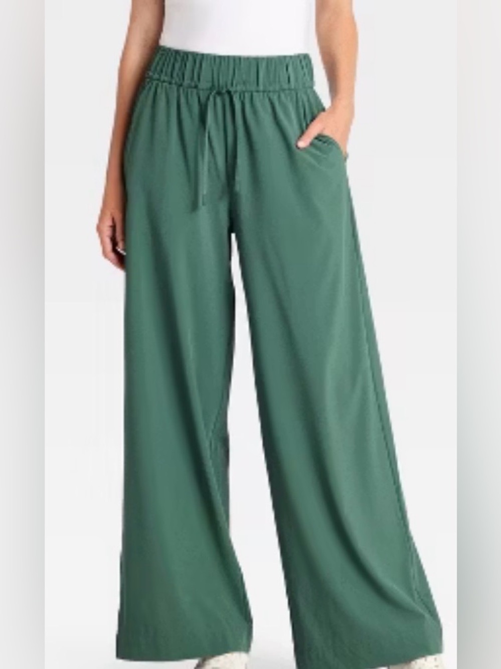 NWT ALL IN MOTION WOVEN WIDE LEG PANT SMALL